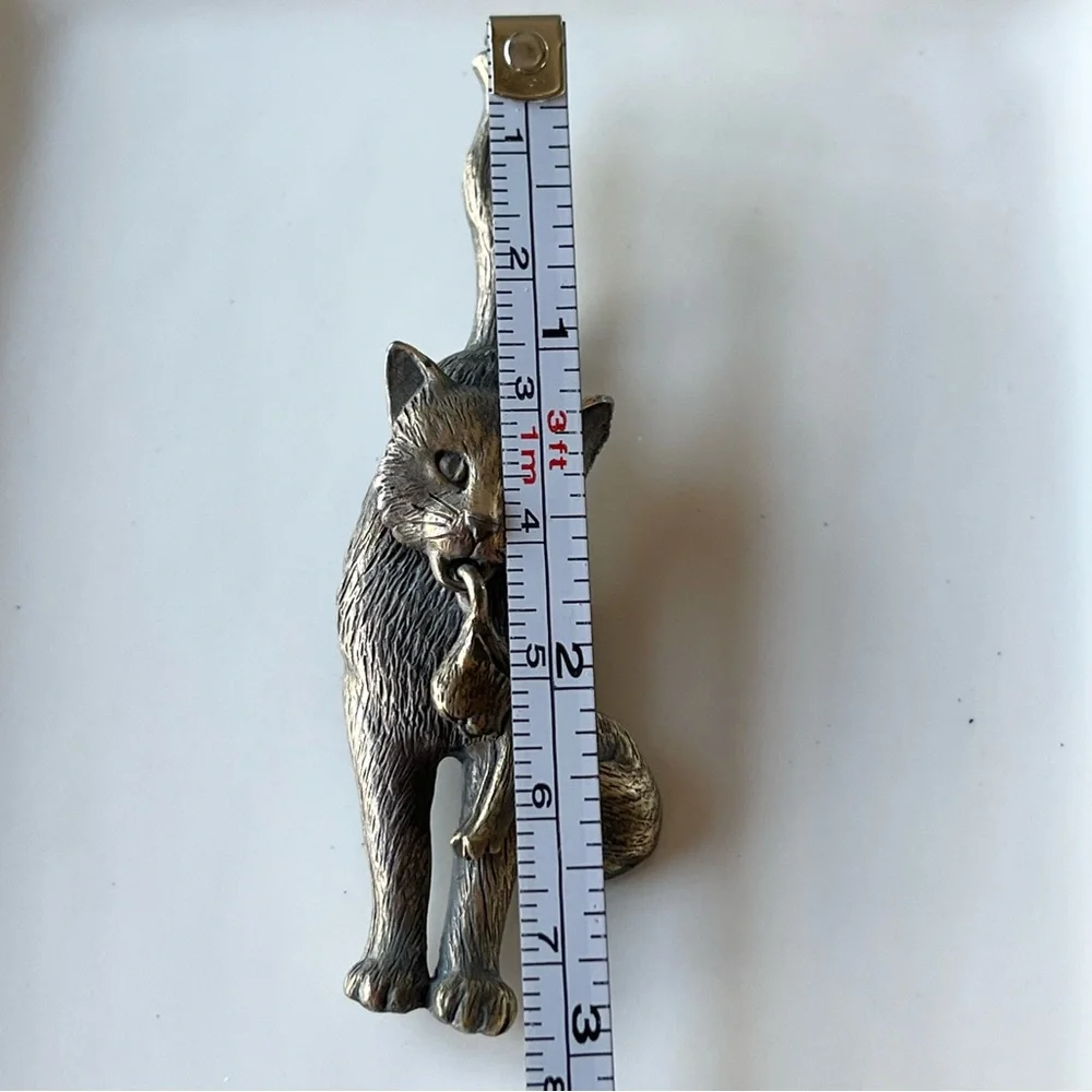 JJ Jonette Mother Cat with Kitten Gold And Bronze Tone Brooch